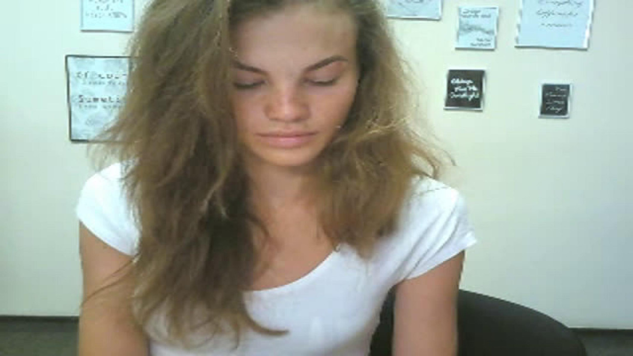 sophiaadamson MyFeeCams Show [2017/08/19 07:31:17]
