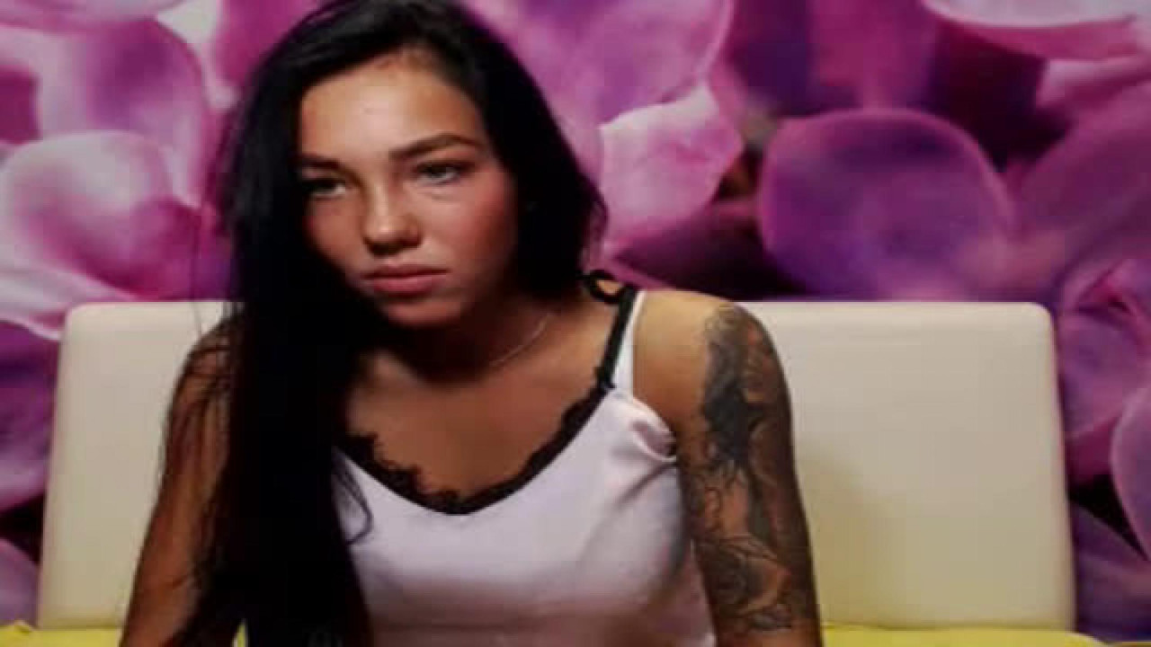 simona_sweety Sex Webcam [2017/10/12 04:30:12]